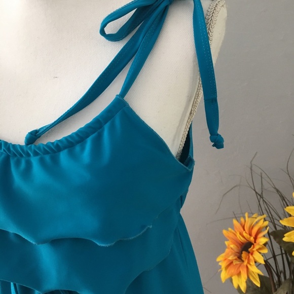 Swim shells. Water wearable cover up. Size Large - Picture 3 of 9